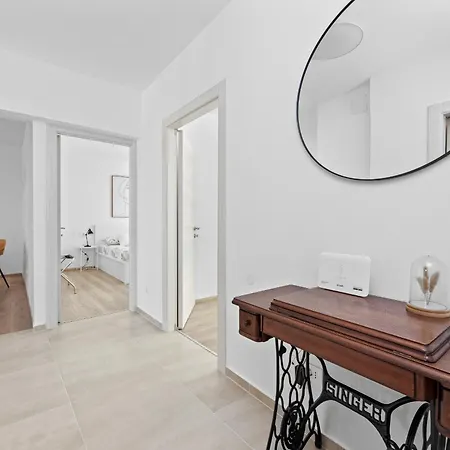 Jellyfish 아파트 *