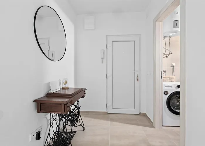 아파트 Jellyfish 풀라