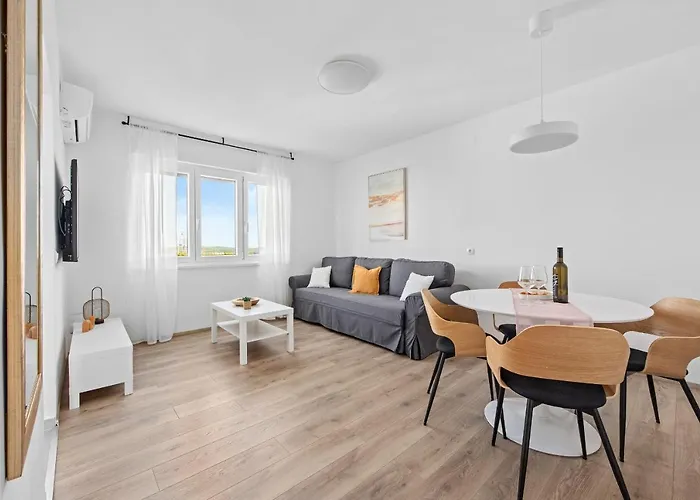 Jellyfish Apartman Pula